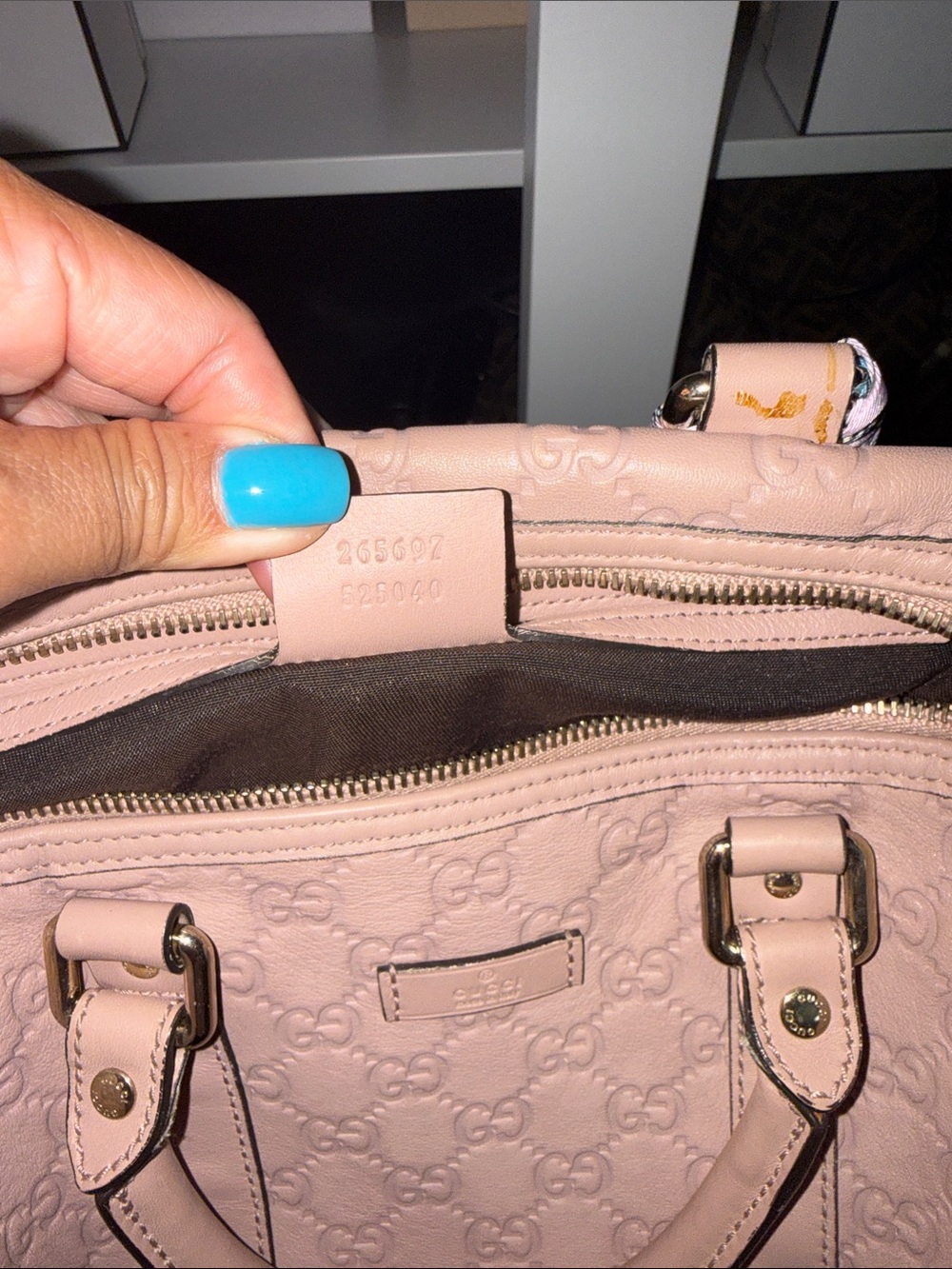 Authentic Boston Bag Gucci Dusty Pink GG Embossed Leather Top-Handle Tote - Picture 10 of 10